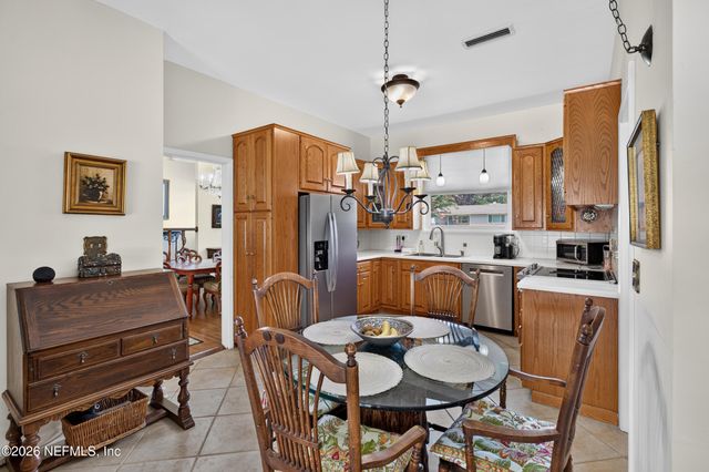 2432 JOSE Circle S, Jacksonville, FL 32217