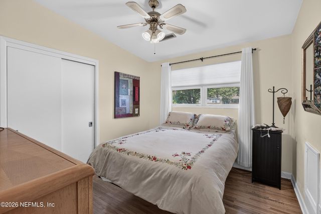 2432 JOSE Circle S, Jacksonville, FL 32217