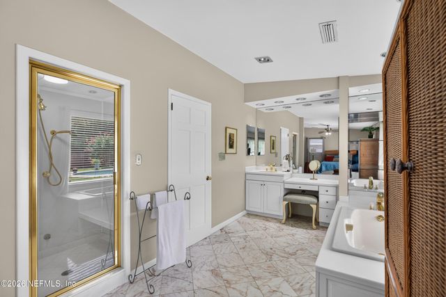 2432 JOSE Circle S, Jacksonville, FL 32217