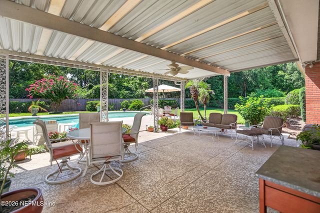 2432 JOSE Circle S, Jacksonville, FL 32217