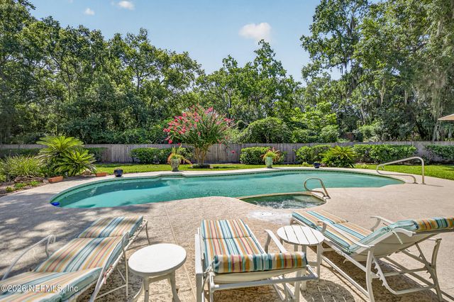 2432 JOSE Circle S, Jacksonville, FL 32217