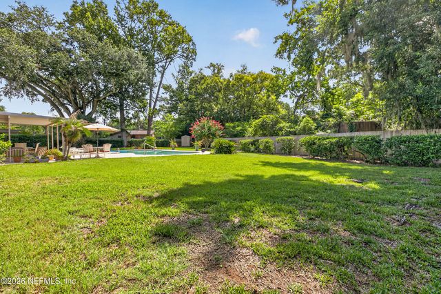 2432 JOSE Circle S, Jacksonville, FL 32217