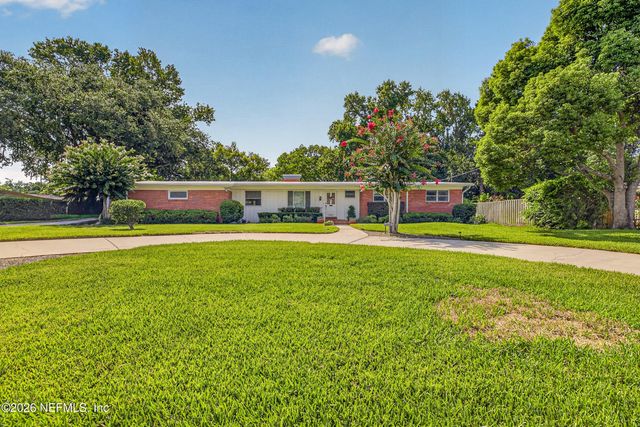 2432 JOSE Circle S, Jacksonville, FL 32217