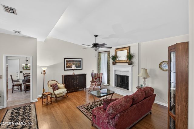 2432 JOSE Circle S, Jacksonville, FL 32217