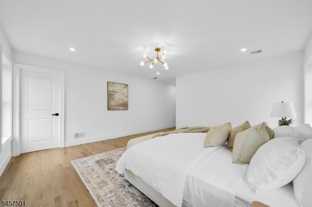 1880 Long Ter, Union Twp., NJ 07083