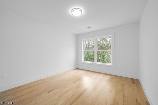 1880 Long Ter, Union Twp., NJ 07083