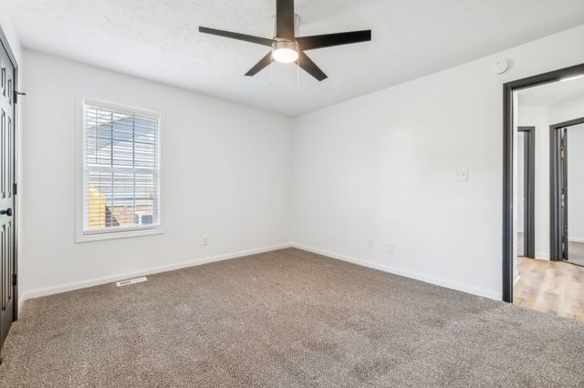 1824 Cottingham Ct, Clarksville, TN 37042