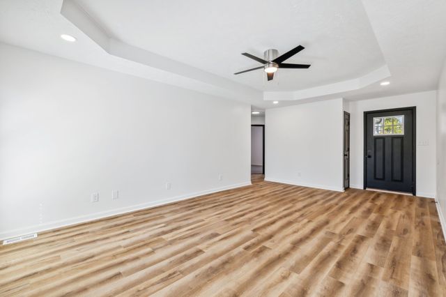 1824 Cottingham Ct, Clarksville, TN 37042