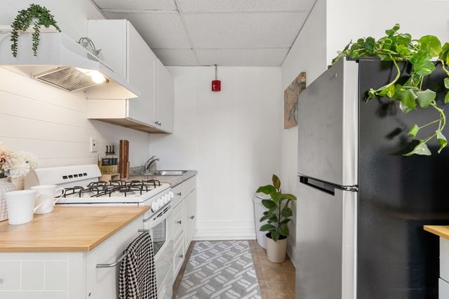 928 Dorchester Ave 1, Boston, MA 02125