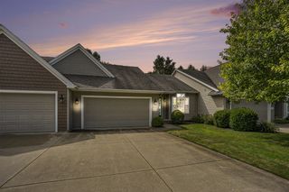 8691 Oakland Hills Circle 2, Portage, MI 49024