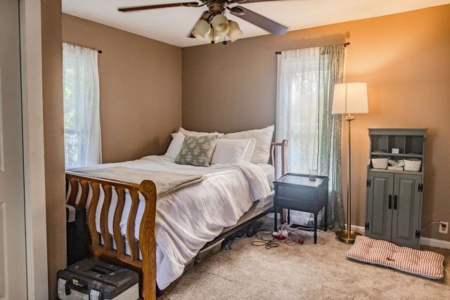355 Whitson Rd, Bethpage, TN 37022