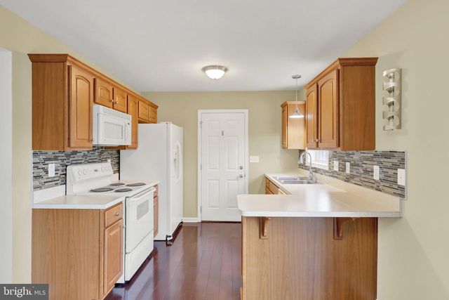 13 KINGSBRIDGE CIR, Carlisle, PA 17013