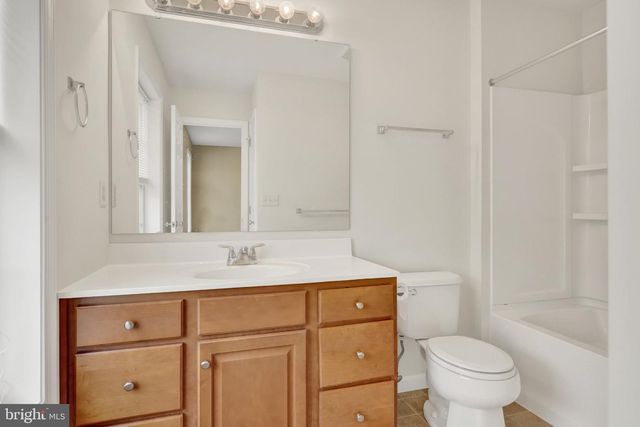 13 KINGSBRIDGE CIR, Carlisle, PA 17013
