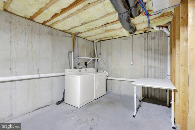 13 KINGSBRIDGE CIR, Carlisle, PA 17013