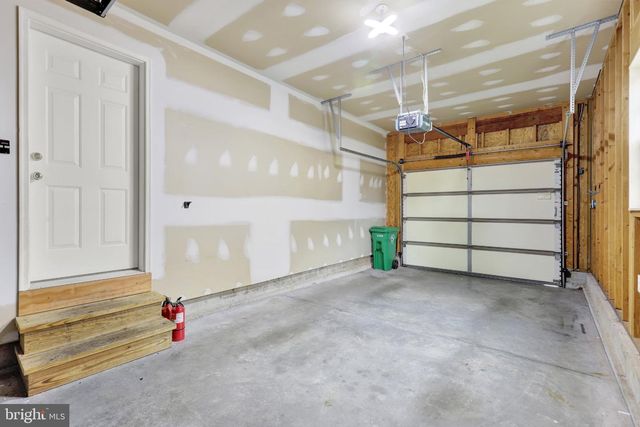 13 KINGSBRIDGE CIR, Carlisle, PA 17013