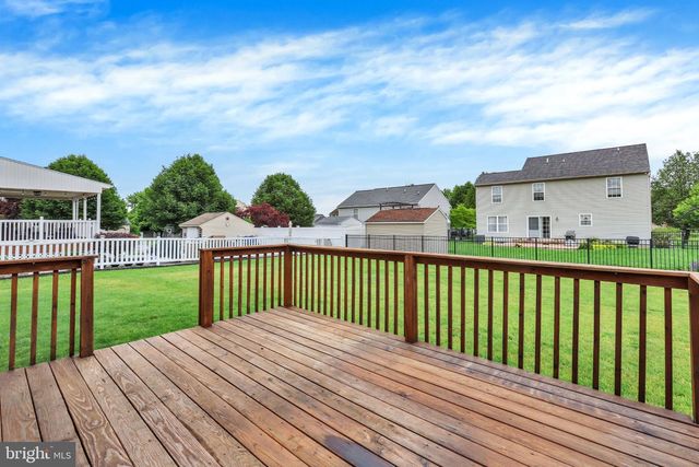 13 KINGSBRIDGE CIR, Carlisle, PA 17013