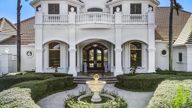 7028 PORTMARNOCK PLACE, Lakewood Ranch, FL 34202