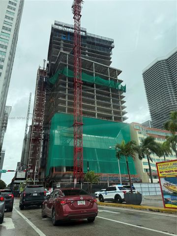 300 N Biscayne Boulevard 8502, Miami, FL 33132