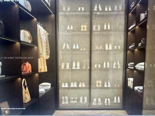300 N Biscayne Boulevard 8502, Miami, FL 33132