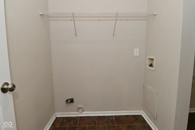 9206 Huntleigh Circle, Plainfield, IN 46168