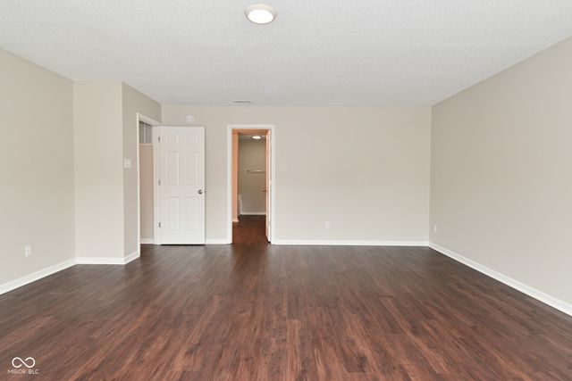 9206 Huntleigh Circle, Plainfield, IN 46168