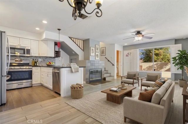 12411 Osborne 2, Pacoima, CA 91331