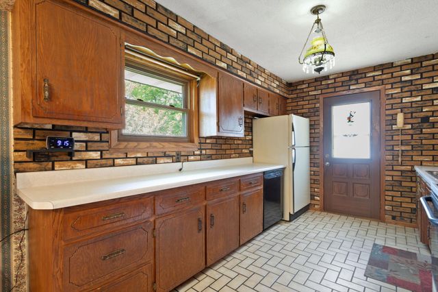 11516 Heather Street NW, Coon Rapids, MN 55433