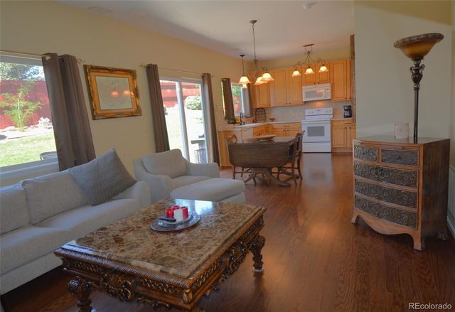 993 Parsons Avenue, Castle Rock, CO 80104