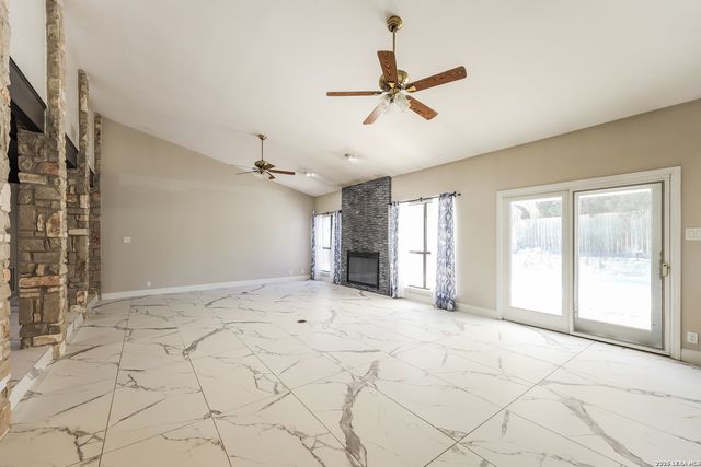 15931 MISSION RDG, San Antonio, TX 78232