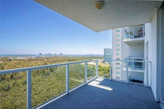 15051 Royal Oaks Lane 2103, North Miami, FL 33181
