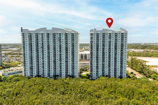 15051 Royal Oaks Lane 2103, North Miami, FL 33181