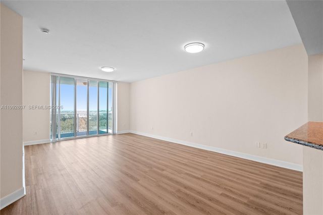 15051 Royal Oaks Lane 2103, North Miami, FL 33181