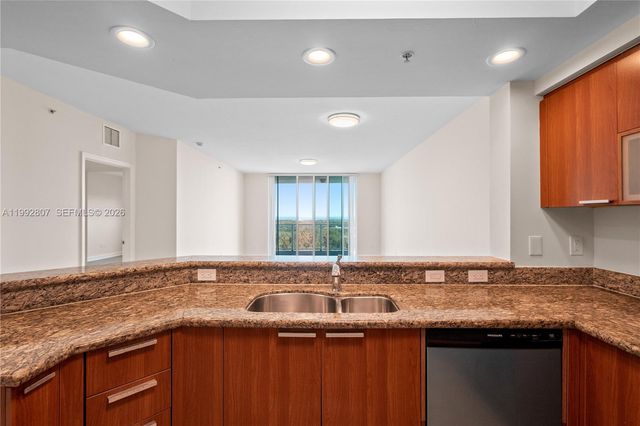 15051 Royal Oaks Lane 2103, North Miami, FL 33181