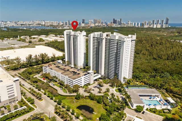 15051 Royal Oaks Lane 2103, North Miami, FL 33181