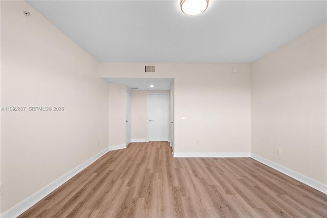 15051 Royal Oaks Lane 2103, North Miami, FL 33181