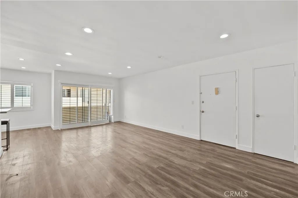 5328 Newcastle Avenue 58, Encino, CA 91316