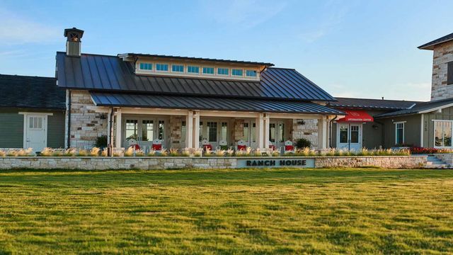 221 Montecido DR, Liberty Hill, TX 78642