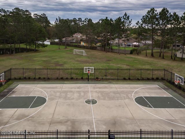 76401 DEERWOOD Drive, Yulee, FL 32097