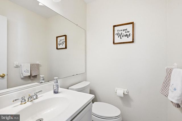 55 VIOLET LN, Newtown, PA 18940