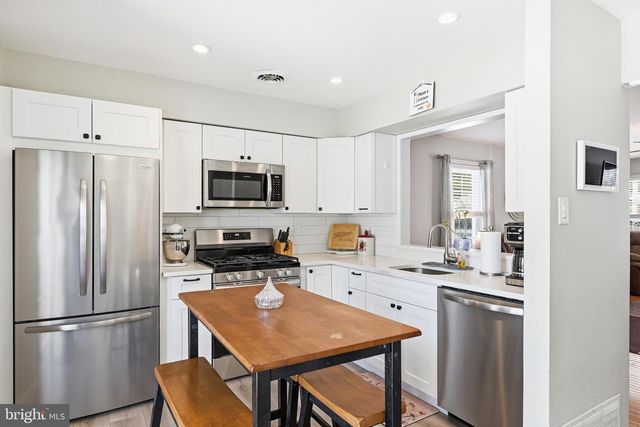 55 VIOLET LN, Newtown, PA 18940