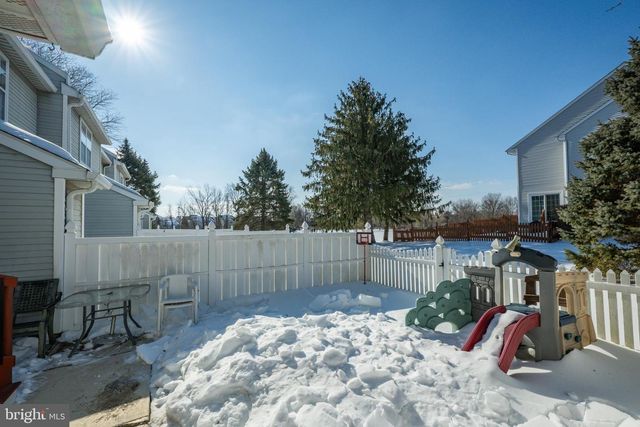 55 VIOLET LN, Newtown, PA 18940