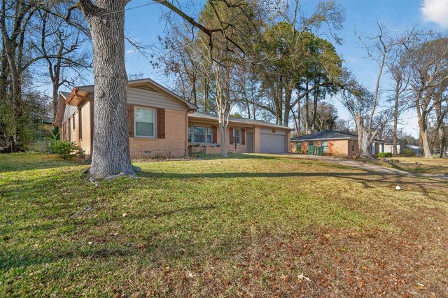 4205 Birdwell Drive, Tyler, TX 75703