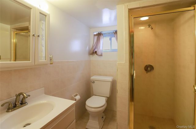 56-43 195th Street, Fresh Meadows, NY 11365