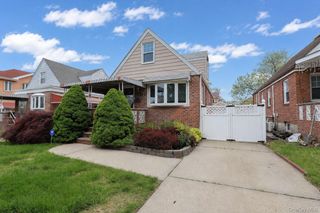 56-43 195th Street, Fresh Meadows, NY 11365