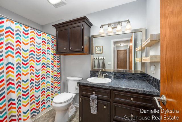 6332 Brookfield Court, Georgetown Twp, MI 49426