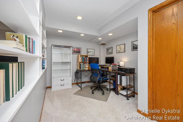 6332 Brookfield Court, Georgetown Twp, MI 49426