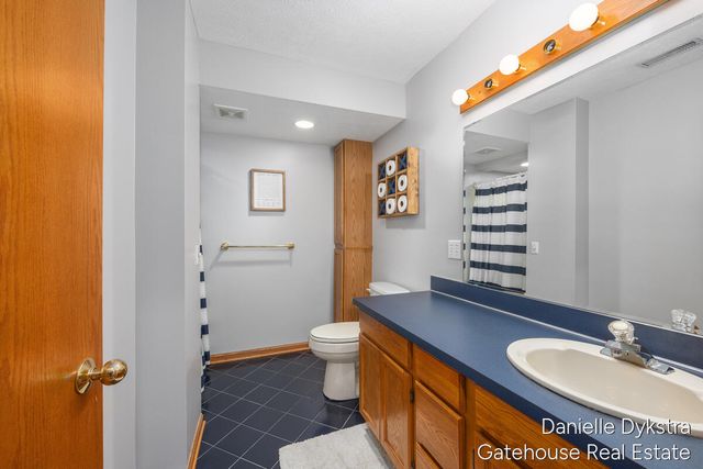 6332 Brookfield Court, Georgetown Twp, MI 49426