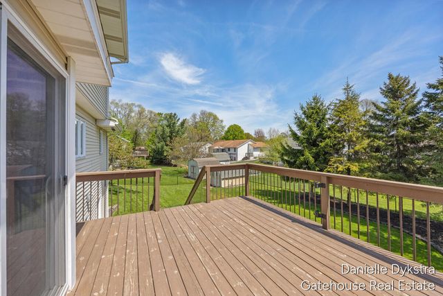6332 Brookfield Court, Georgetown Twp, MI 49426