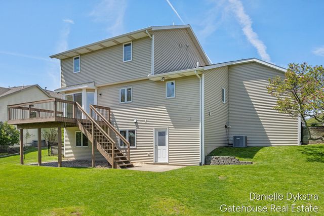 6332 Brookfield Court, Georgetown Twp, MI 49426