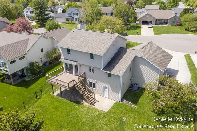 6332 Brookfield Court, Georgetown Twp, MI 49426